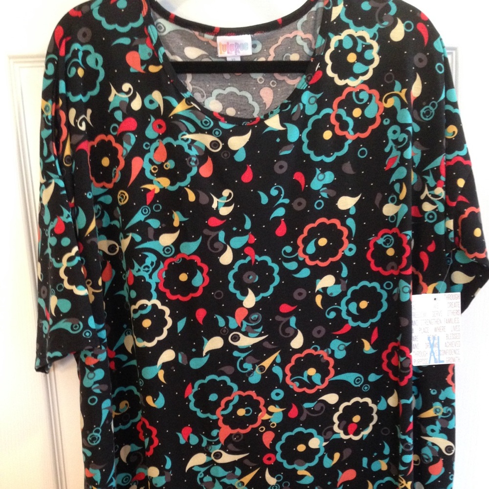 BNWT LLR XL Irma, black background floral print